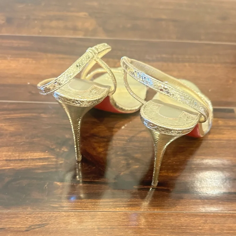 Christian Loubouton Rosalie Gold slingbacks